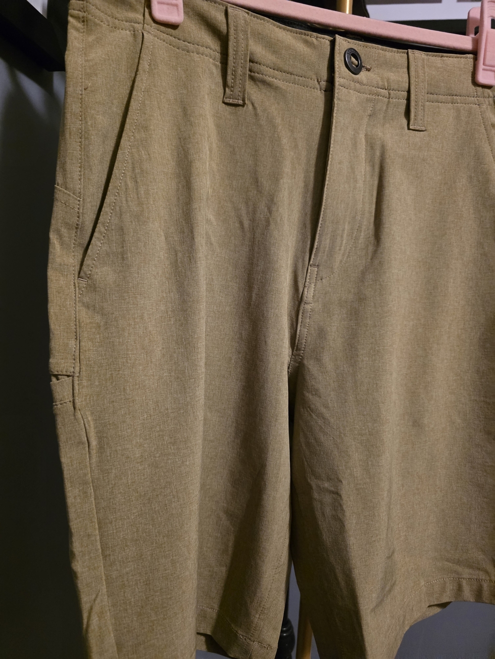 50% off ~Volcom Men's Hybrid Walk Shorts Khaki Size 30 Performance Stretch - Picture 5 of 13